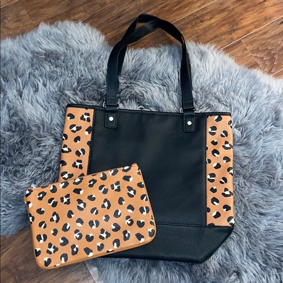 thirty-one Handbags - Thirty-One Colorblock Tote and Rubie Mini bundle